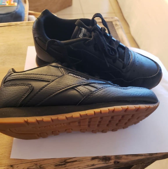 Reebok Classic Glide Sneakers - Picture 1 of 3